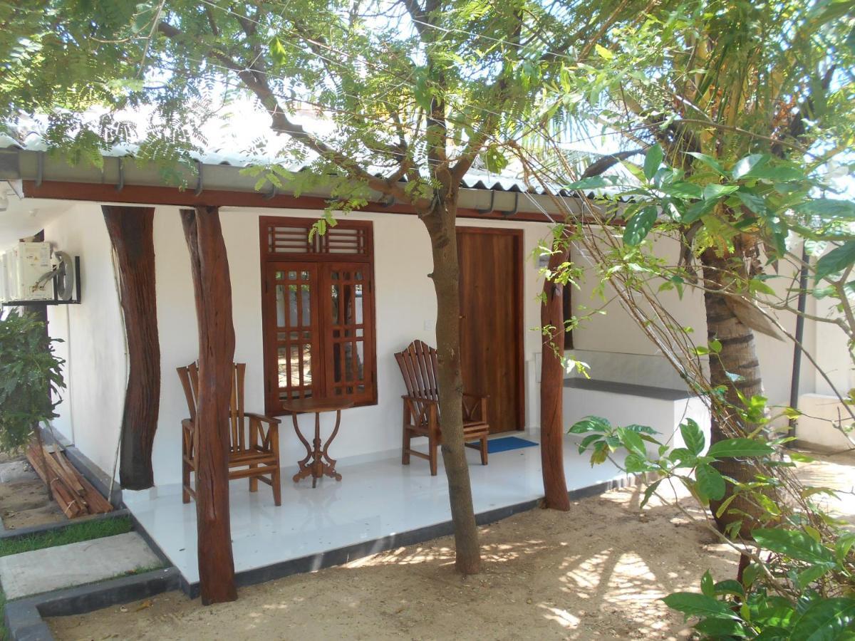Shim Beach Resort Arugam Bay Kültér fotó